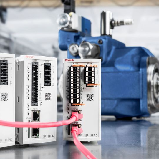 Mit Druck- und Förderstromregelung zukunftssicher Dynamik, Präzision und Energieeffizienz der Hydraulik steigern. Mit Druck- und Förderstromregelung zukunftssicher Dynamik, Präzision und Energieeffizienz der Hydraulik steigern.