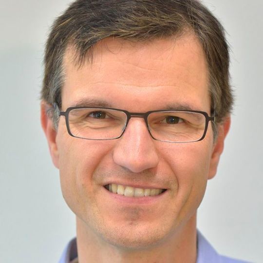 Dr.-Ing. Stefan Krämer betreut bei Ineos als Energiemanager des Standortes in Köln seit 2012 das DIN ISO 50001 zertifizierte Energiemanagementsystem und koordiniert die Energieoptimierung und Energieeffizienzprojekte. Im EU FP7 Forschungsprojekt More übernimmt er die Rolle des Industrial Application Coordinator. Dr.-Ing. Stefan Krämer betreut bei Ineos als Energiemanager des Standortes in Köln seit 2012 das DIN ISO 50001 zertifizierte Energiemanagementsystem und koordiniert die Energieoptimierung und Energieeffizienzprojekte. Im EU FP7 Forschungsprojekt More übernimmt er die Rolle des Industrial Application Coordinator.