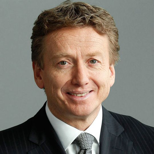 Der Aufsichtsrat der Leoni AG Karl Gadesmann mit Wirkung ab 1. Oktober 2016 zum CFO bestellt. Der Aufsichtsrat der Leoni AG Karl Gadesmann mit Wirkung ab 1. Oktober 2016 zum CFO bestellt.
