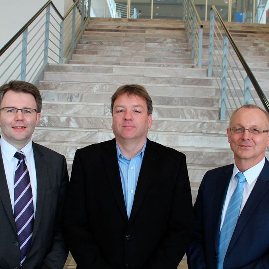 Neu im Beirat der PNO (v.l.n.r.): Marco Henkel (Wago), Klaus Erni (Emerson) und Reinhard Schlagenhaufer (Siemens) (zum Vergrößern siehe Bildergalerie) Neu im Beirat der PNO (v.l.n.r.): Marco Henkel (Wago), Klaus Erni (Emerson) und Reinhard Schlagenhaufer (Siemens) (zum Vergrößern siehe Bildergalerie)