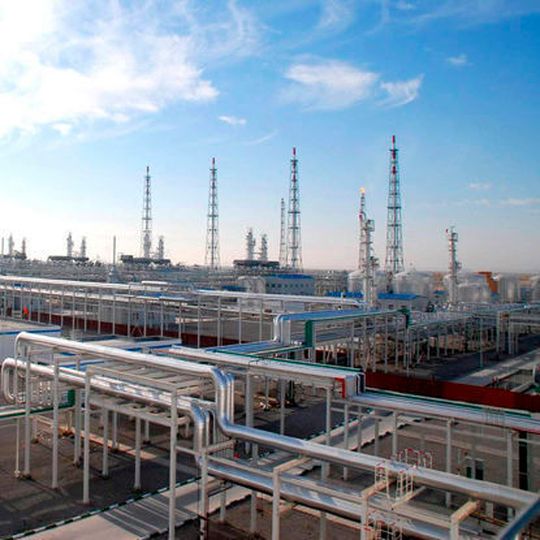 The refinery built by CNPC will be Cambodia's first oil refinery. The refinery built by CNPC will be Cambodia's first oil refinery.