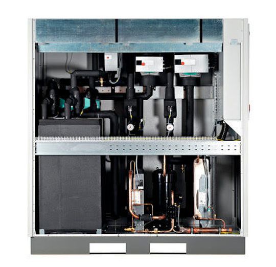 Der neue HybridChiller zwei bewährte Verfahren in einem Gerät: Effiziente Kühlung durch Abwärmenutzung und präzise Kühlung durch Kompressionskälte. Der neue HybridChiller zwei bewährte Verfahren in einem Gerät: Effiziente Kühlung durch Abwärmenutzung und präzise Kühlung durch Kompressionskälte.