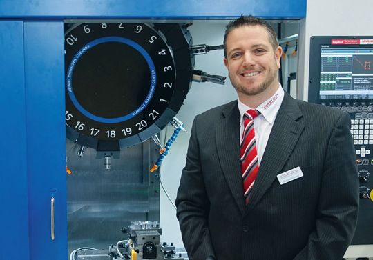 Raphaël Decaunes, nouveau conseiller de vente pour Newemag Schneider mc SA, responsable du secteur Genève, Vaud, Valais et Fribourg.