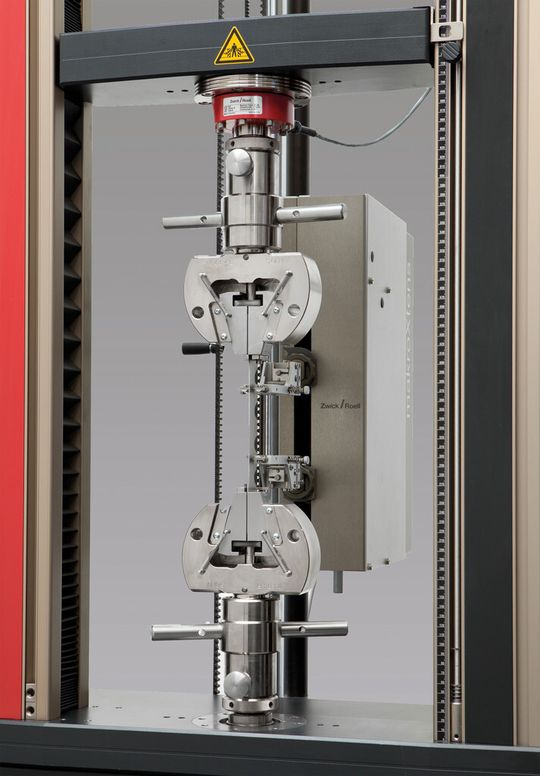 Delivering high accuracy, the makroXtens extensometer can be used to perform tensile, compression, flexural and cycling tests on metals, plastics, composites and other materials. Delivering high accuracy, the makroXtens extensometer can be used to perform tensile, compression, flexural and cycling tests on metals, plastics, composites and other materials.