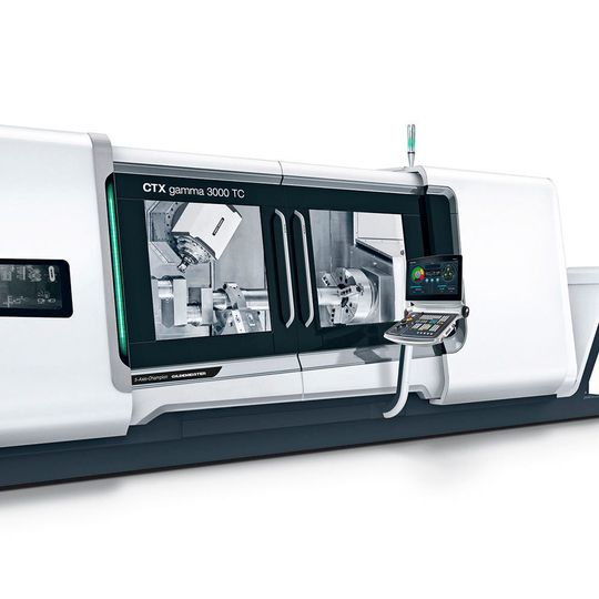 Nachdem DMG Mori die kleineren Schwestermodelle bereits in der zweiten Generation baut, folgt nun auch die CTX gamma 3000 TC 2nd Generation dieser Weiterentwicklung. Nachdem DMG Mori die kleineren Schwestermodelle bereits in der zweiten Generation baut, folgt nun auch die CTX gamma 3000 TC 2nd Generation dieser Weiterentwicklung.