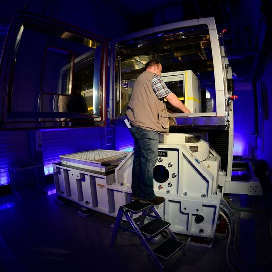 Im Härtetest: Batterie- und Umwelttestzentrum des VDE-Instituts Im Härtetest: Batterie- und Umwelttestzentrum des VDE-Instituts