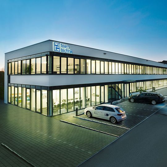 Die Teamtechnik-Tochter Pfuderer firmiert ab dem 6. Juni 2016 unter „Teamtechnik Automation GmbH“. Pfuderer hatte sich im Juli 2011 der Teamtechnik-Gruppe angeschlossen. Die Teamtechnik-Tochter Pfuderer firmiert ab dem 6. Juni 2016 unter „Teamtechnik Automation GmbH“. Pfuderer hatte sich im Juli 2011 der Teamtechnik-Gruppe angeschlossen.