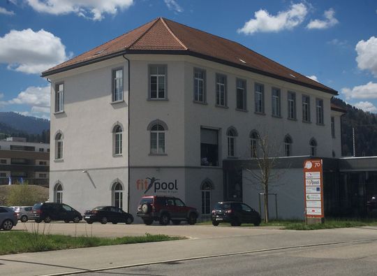 Depuis mai 2016, AxNum est présent avec sa nouvelle succursale sur le site de Wattwil, en Suisse orientale. Depuis mai 2016, AxNum est présent avec sa nouvelle succursale sur le site de Wattwil, en Suisse orientale.