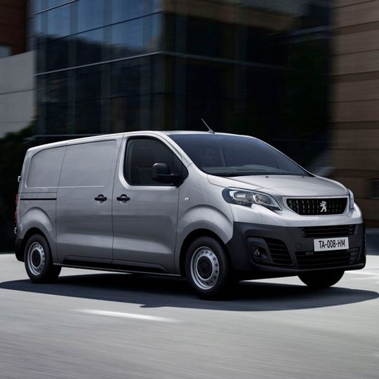 Der Peugeot Expert soll die Kunden mit neuer Technik überzeugen. Der Peugeot Expert soll die Kunden mit neuer Technik überzeugen.