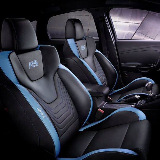 Ford Focus RS mit Recaro-Sitzen