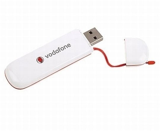 Mit dem E172 bieten Huawei und Vodafone eine kompakte HSUPA-/HSDPA-Lösung an Mit dem E172 bieten Huawei und Vodafone eine kompakte HSUPA-/HSDPA-Lösung an