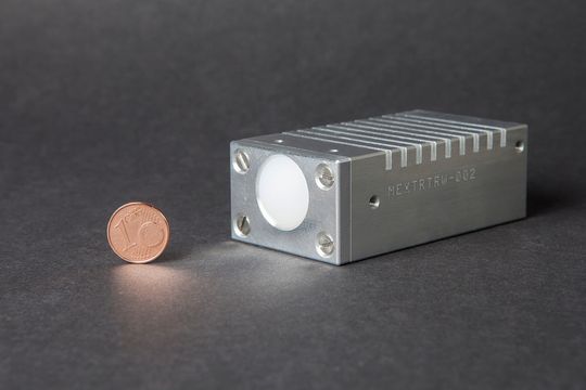 Das Radarmodul ist nicht größer als eine Zigarettenschachtel. Das Radarmodul ist nicht größer als eine Zigarettenschachtel.