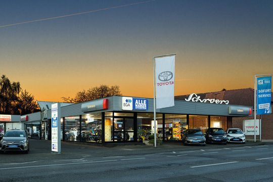 Das Mehrmarkenautohaus Schroers in Mönchengladbach. Das Mehrmarkenautohaus Schroers in Mönchengladbach.