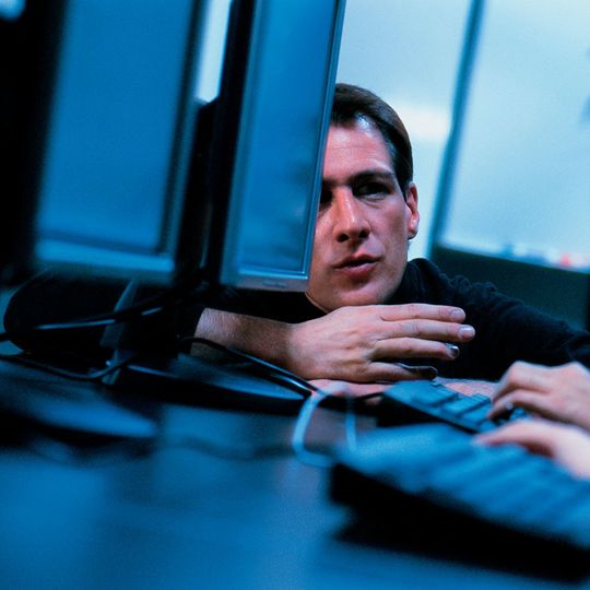 Mit dem Hersteller AlgoSec baut der Systemintegrator Datakom auf die automatisierte und vor allem herstellerübergreifende Analyse und Optimierung von Firewall-Regeln. Mit dem Hersteller AlgoSec baut der Systemintegrator Datakom auf die automatisierte und vor allem herstellerübergreifende Analyse und Optimierung von Firewall-Regeln.
