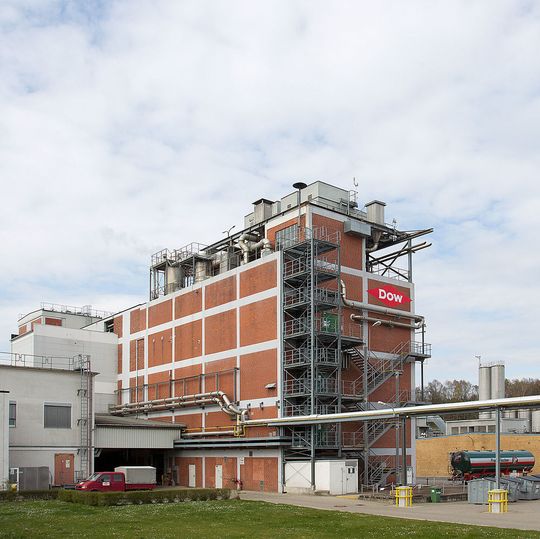 Dow gibt bekannt, dass die Geschäftseinheit Dow Construction Chemicals (DCC) die Produktionskapazität der Methylcellulose-Anlagen in Bomlitz und Bitterfeld erweitern wird. Dow gibt bekannt, dass die Geschäftseinheit Dow Construction Chemicals (DCC) die Produktionskapazität der Methylcellulose-Anlagen in Bomlitz und Bitterfeld erweitern wird.