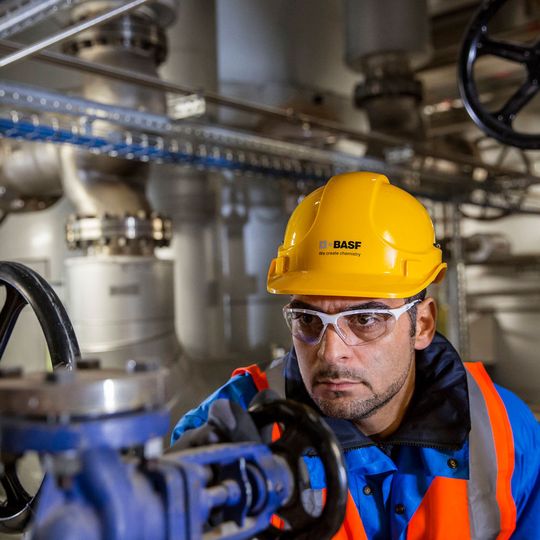BASF is extending its existing production facilities for UV/EB acrylates at its Ludwigshafen site in Germany. BASF is extending its existing production facilities for UV/EB acrylates at its Ludwigshafen site in Germany.