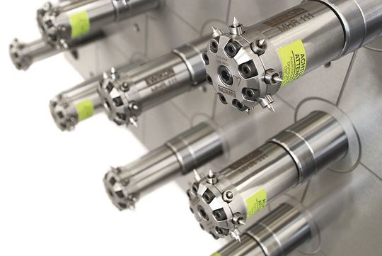Ewikon's highly efficient multi-nozzle system for side gating that is used in medical technology. Ewikon's highly efficient multi-nozzle system for side gating that is used in medical technology.