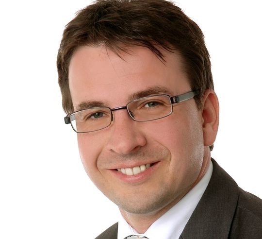 Stephan Grinzinger, Vice President Siemens Enterprise Communications Stephan Grinzinger, Vice President Siemens Enterprise Communications