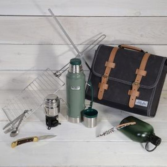 Nicht nur für Hipster: Diese Outdoor-Helfer machen auch Väter, Camper und Wanderer glücklich. Nicht nur für Hipster: Diese Outdoor-Helfer machen auch Väter, Camper und Wanderer glücklich.