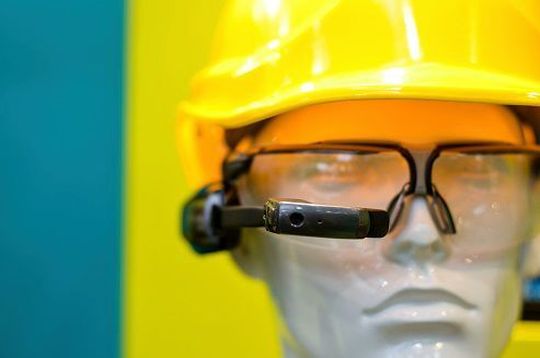 Die Studienergebnisse zeigen die Vernetzung von Mensch und Maschine als festen Bestandteil der Strategie zur Produktivitätssteigerung. Die Studienergebnisse zeigen die Vernetzung von Mensch und Maschine als festen Bestandteil der Strategie zur Produktivitätssteigerung.