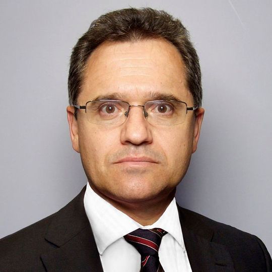 Frank Lagarde wird zum 1. Juli 2016 neuer Vorstand Qualität und Kundendienst der Renault Deutschland AG. Frank Lagarde wird zum 1. Juli 2016 neuer Vorstand Qualität und Kundendienst der Renault Deutschland AG.