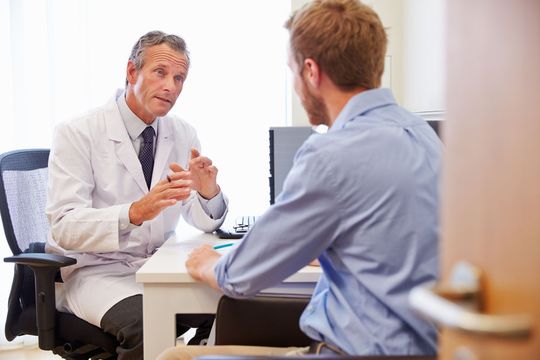 Viele Patienten kommen heute gut informiert zum Arzt Viele Patienten kommen heute gut informiert zum Arzt