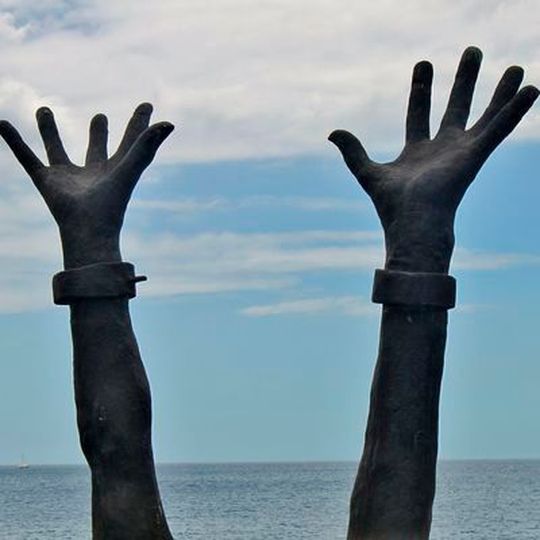 Der Traum von Freiheit: Die Organisation KnowTheChain hat Unternehmen aus der Informations- und Kommunikationstechnikbranche aufgefordert, konsequenter gegen Zwangsarbeits-Praktiken vorzugehen. Der Traum von Freiheit: Die Organisation KnowTheChain hat Unternehmen aus der Informations- und Kommunikationstechnikbranche aufgefordert, konsequenter gegen Zwangsarbeits-Praktiken vorzugehen.