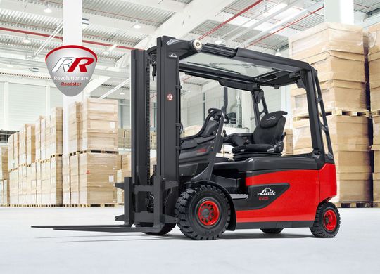 Spielt seine Vorteile insbesondere im Indoor-Bereich aus: der neue Linde „Roadster“.