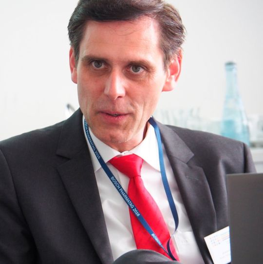 Joachim Brenner, Standortleiter bei Bosch Packaging Technology in Crailsheim: „Wir sehen einen steigenden Bedarf für Plattformen, auf denen über neue Trends diskutiert wird.“ Joachim Brenner, Standortleiter bei Bosch Packaging Technology in Crailsheim: „Wir sehen einen steigenden Bedarf für Plattformen, auf denen über neue Trends diskutiert wird.“