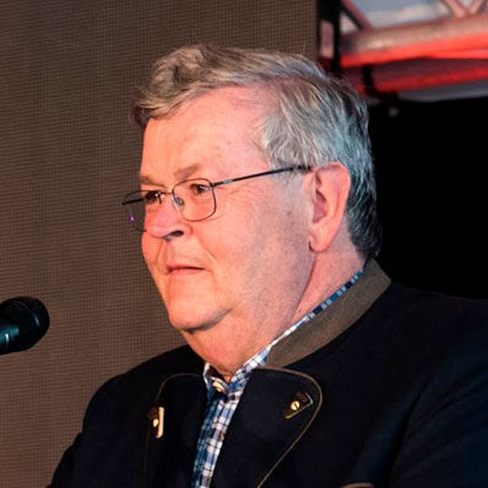 Franz-Xaver Hirtreiter hat die operative Führung der AVP-Gruppe abgegeben. Franz-Xaver Hirtreiter hat die operative Führung der AVP-Gruppe abgegeben.