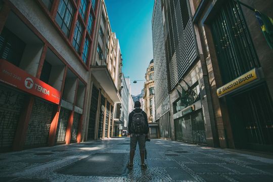 Einige britischen Startups packen nach dem Brexit ihre Taschen und drehen London den Rücken zu. Der Weg führt sie in die deutsche Hauptstadt – Berlin. Einige britischen Startups packen nach dem Brexit ihre Taschen und drehen London den Rücken zu. Der Weg führt sie in die deutsche Hauptstadt – Berlin.