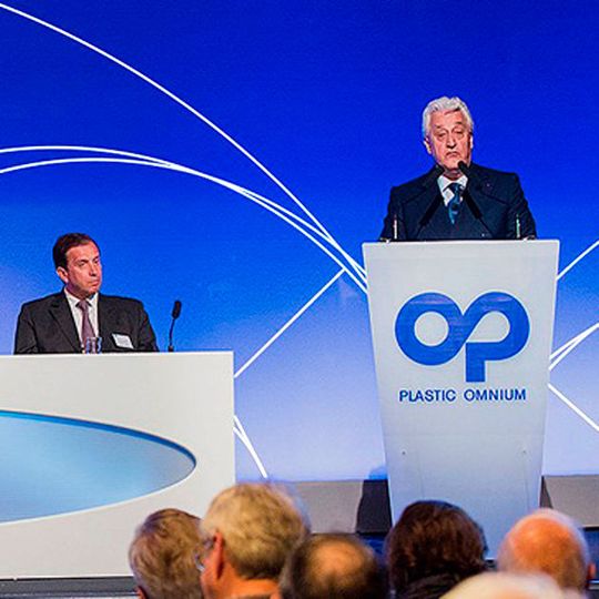 Plastic Omnium übernimmt unter bestimmten Voraussetzungen den Geschäftsbereich „Außensysteme“ von Faurecia. Plastic Omnium übernimmt unter bestimmten Voraussetzungen den Geschäftsbereich „Außensysteme“ von Faurecia.