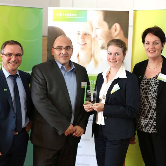 Bereits zum zweiten Mal in Folge hat Estos Herweck zum Estos Competence Center ausgezeichnet. Bereits zum zweiten Mal in Folge hat Estos Herweck zum Estos Competence Center ausgezeichnet.