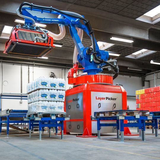 Qubiqa Logistics ist ein führender Anbieter von Depalletierlösungen mit Sitz in Arden, Dänemark. Qubiqa Logistics ist ein führender Anbieter von Depalletierlösungen mit Sitz in Arden, Dänemark.