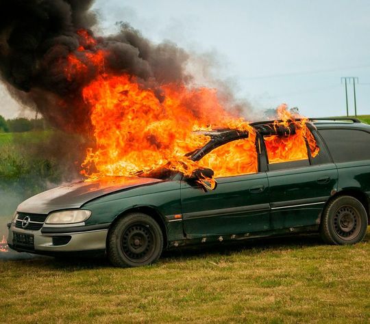 Flammschutzmittel sollen die Ausbreitung von Bränden eindämmen. Flammschutzmittel sollen die Ausbreitung von Bränden eindämmen.