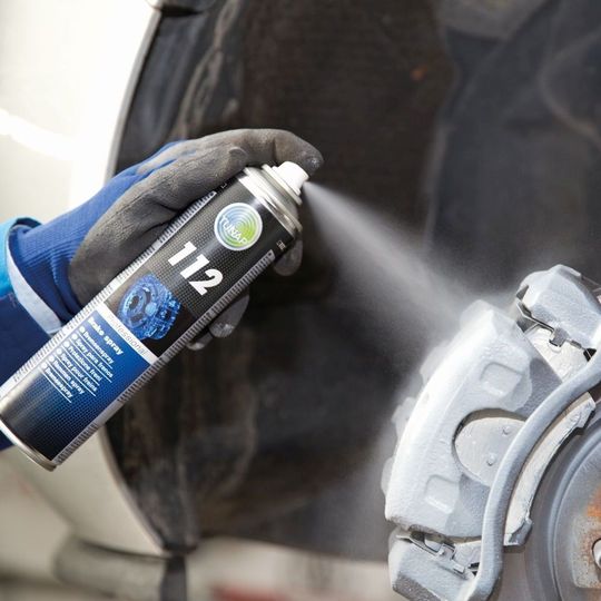 Parallel zur Bremsenpaste gibt es jetzt auch ein neues Bremsenspray im Angebot von Tunap.