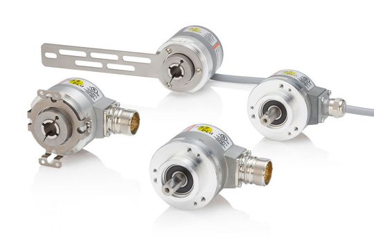 Sendix SIL Drehgeber bis SIL3/PLe: inkremental und absolut verfügbar. Einfache mechanische Anbindung dank sicherheitsgerichteter Balgkupplungen, Drehmomentstützen u.v.m. Sendix SIL Drehgeber bis SIL3/PLe: inkremental und absolut verfügbar. Einfache mechanische Anbindung dank sicherheitsgerichteter Balgkupplungen, Drehmomentstützen u.v.m.
