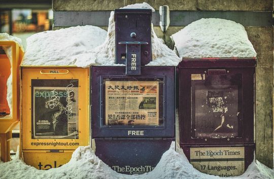 Langsam heißt es für die Printmedien „Time to say goodbye“ – denn Online-Medien haben inzwischen einen deutlich höheren Einfluss auf Kaufentscheidungen der Marketing-Entscheider als Printmedien. Langsam heißt es für die Printmedien „Time to say goodbye“ – denn Online-Medien haben inzwischen einen deutlich höheren Einfluss auf Kaufentscheidungen der Marketing-Entscheider als Printmedien.