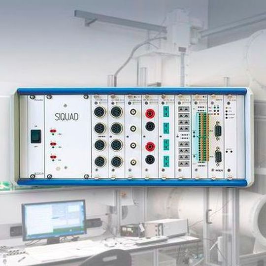 Mit der Messdatenerfassung SIQUAD ist modular aufgebaut und passt sich dank modularem Aufbaus an verschiedene Anforderungen an.