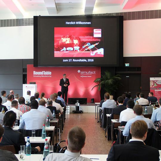 Über 100 Teilnehmer nahmen an der Simufact-Anwenderkonferenz im Juni in Marburg teil. Über 100 Teilnehmer nahmen an der Simufact-Anwenderkonferenz im Juni in Marburg teil.