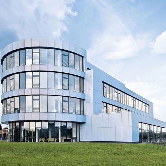 Die Unternehmenszentrale von First Sensor befindet sich in Berlin. Die Unternehmenszentrale von First Sensor befindet sich in Berlin.