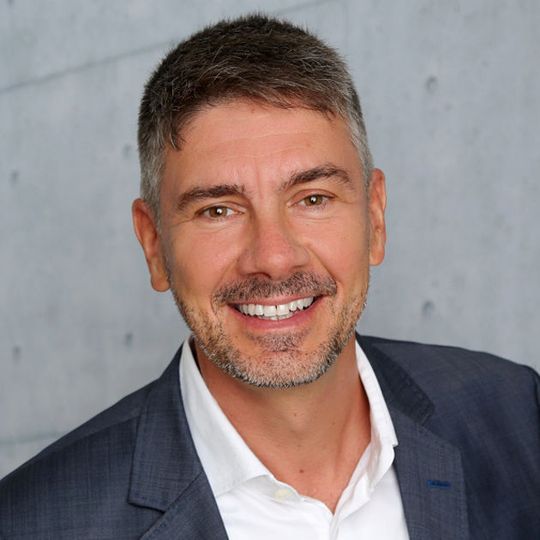Here ernennt Peter Kürpick zum Chief Platform Officer. Here ernennt Peter Kürpick zum Chief Platform Officer.