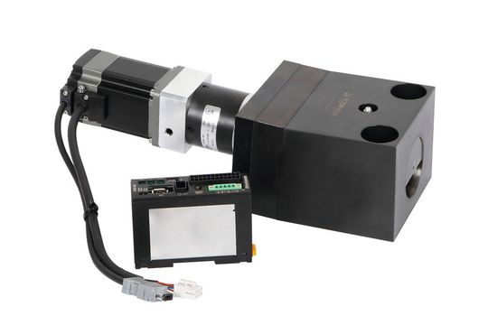 The self-locking mechanism en-sures that the die is securely held. The self-locking mechanism en-sures that the die is securely held.