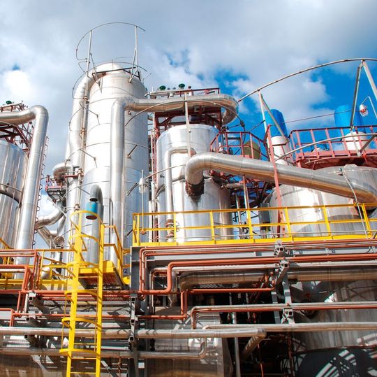 Das russische Unternehmen Togliatti Azot hat GE mit der Modernisierung seiner Dampfturbinen beauftragt. Das russische Unternehmen Togliatti Azot hat GE mit der Modernisierung seiner Dampfturbinen beauftragt.