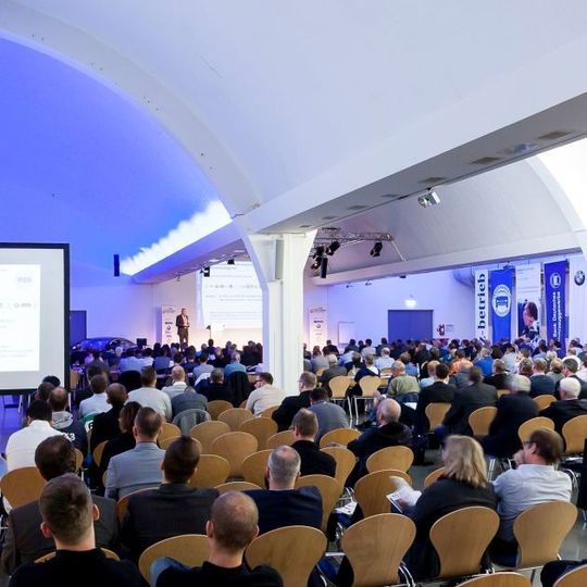 Die 25. Fachtagung für Freie Werkstätten findet am 29. Oktober 2016 im Würzburger Convention Center statt. Die 25. Fachtagung für Freie Werkstätten findet am 29. Oktober 2016 im Würzburger Convention Center statt.