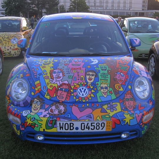 Bunt ist beim Beetle Trumpf. Das galt erst recht beim Treffen in Travemünde. Bunt ist beim Beetle Trumpf. Das galt erst recht beim Treffen in Travemünde.