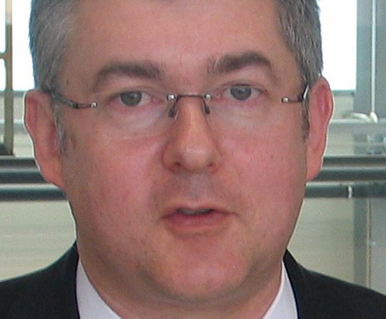 Eine klare Arbeitsteilung zwischen Metakus und Universität ist für Prof. Kurt Steinhoff selbstverständlich: „Industriepartner haben eine andere Erwartung als das wissenschaftliche Umfeld.“ Eine klare Arbeitsteilung zwischen Metakus und Universität ist für Prof. Kurt Steinhoff selbstverständlich: „Industriepartner haben eine andere Erwartung als das wissenschaftliche Umfeld.“