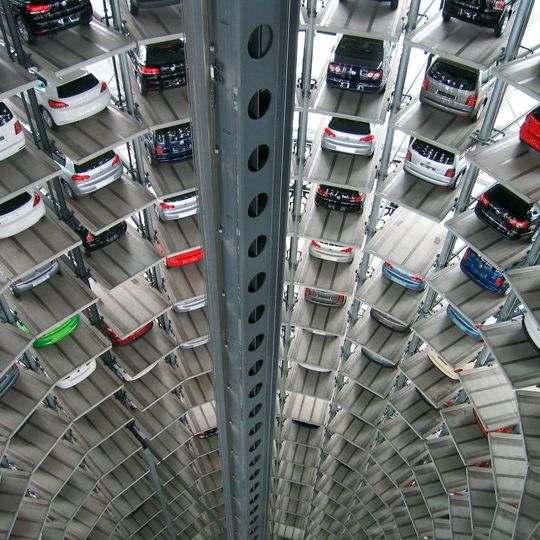 Jeder vierte über 50-Jährige in Deutschland möchte laut einer Studie der Commerz Finanz im laufenden Jahr ein Auto kaufen. Jeder vierte über 50-Jährige in Deutschland möchte laut einer Studie der Commerz Finanz im laufenden Jahr ein Auto kaufen.