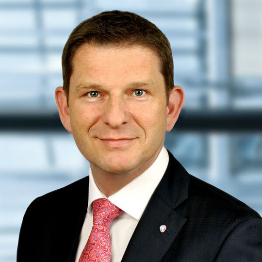 Der Autor: Andreas Wartenberg ist Geschäftsführer und Leiter der Business Unit IT-Services & Operations, Hager Unternehmensberatung Der Autor: Andreas Wartenberg ist Geschäftsführer und Leiter der Business Unit IT-Services & Operations, Hager Unternehmensberatung