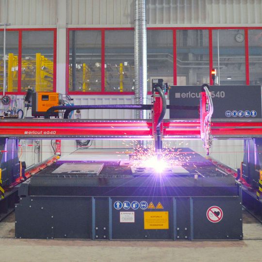Schneidet Kleinteile für Reaktoren und Apparate: die neue Erlcut e540 bei MAN in Deggendorf. Schneidet Kleinteile für Reaktoren und Apparate: die neue Erlcut e540 bei MAN in Deggendorf.